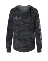 Sweat à capuche avec logo camouflage pour femmes